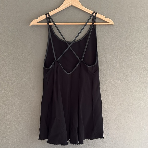 Twist & Tango Top - Picture 5 of 7